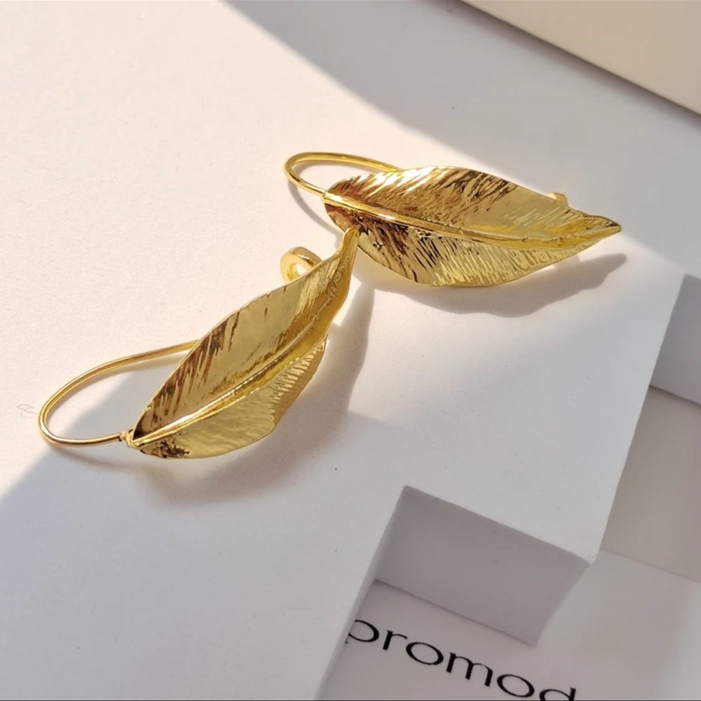 Gold Leaf Drop Earrings ✨ - Picture 3 of 5